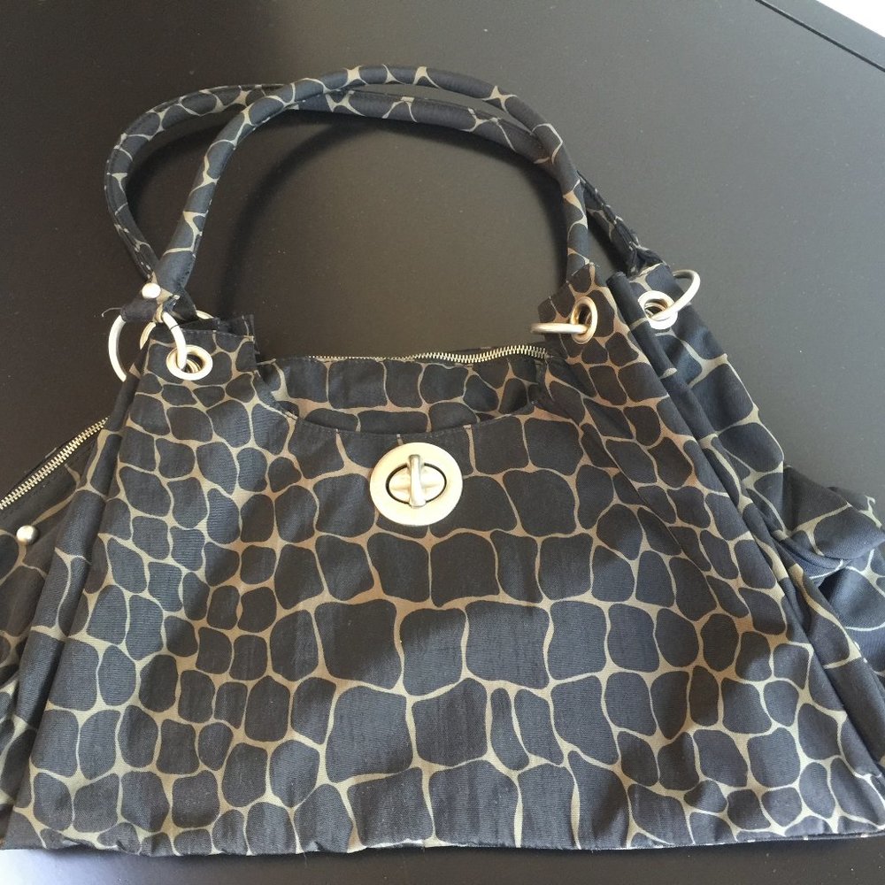 BAGGALLINI VALENCIA Large Nylon Tote Shoulder Bag GIRAFFE PRINT